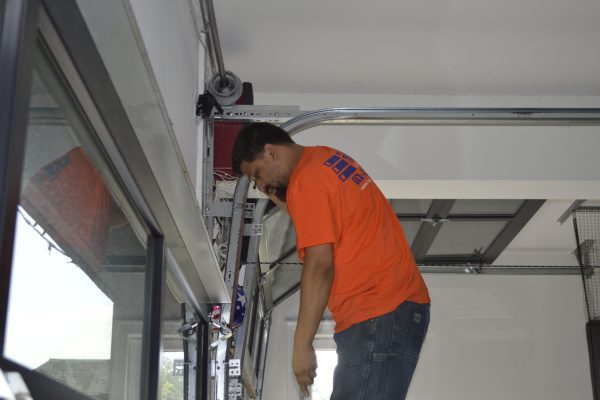 garage door repair in hainesville